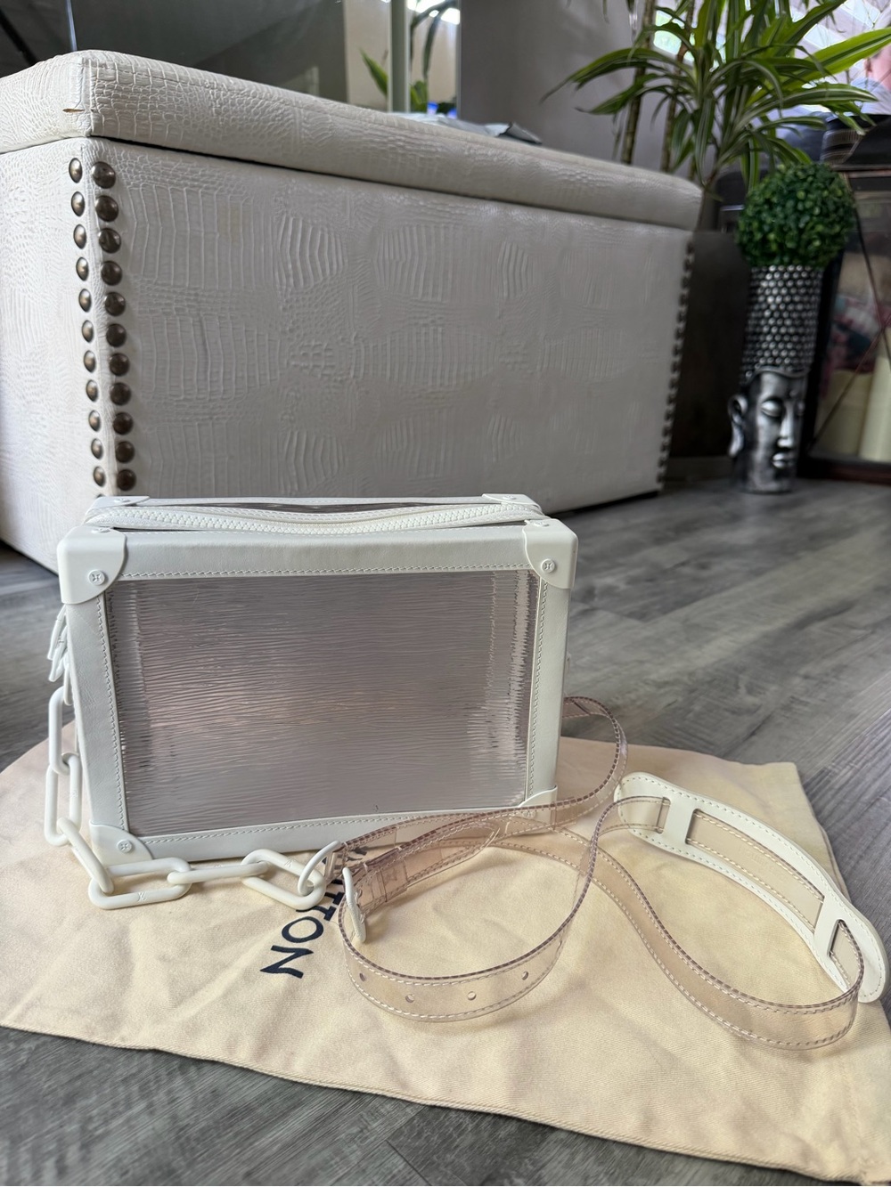 Louis Vuitton White and Silver Petite Box Bag